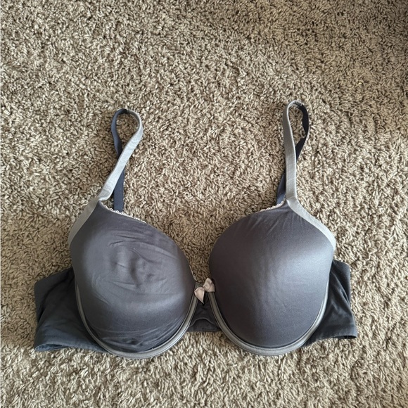 Victoria's Secret Other - Victoria’s Secret bra size 38C
